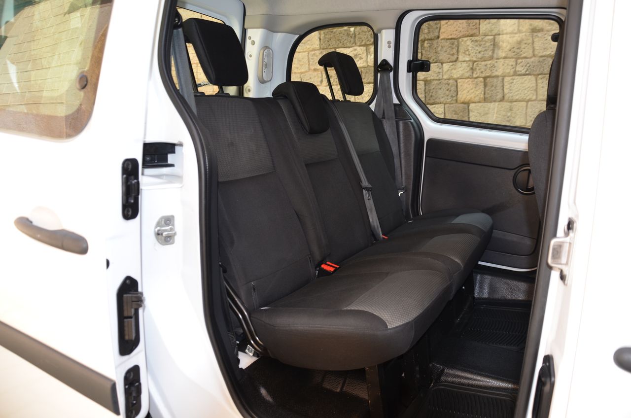 Renault Kangoo COMBI PROFESIONAL 1.5DCI 75CV E6 / DOBLE PUERTA LATERAL / START STOP..  - Foto 23