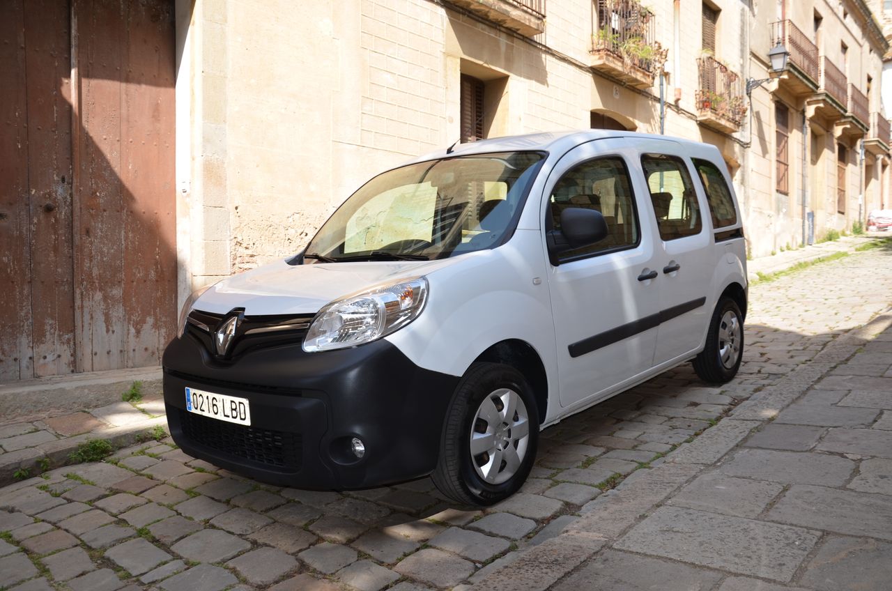 Renault Kangoo COMBI PROFESIONAL 1.5DCI 75CV E6 / DOBLE PUERTA LATERAL / START STOP..  - Foto 11