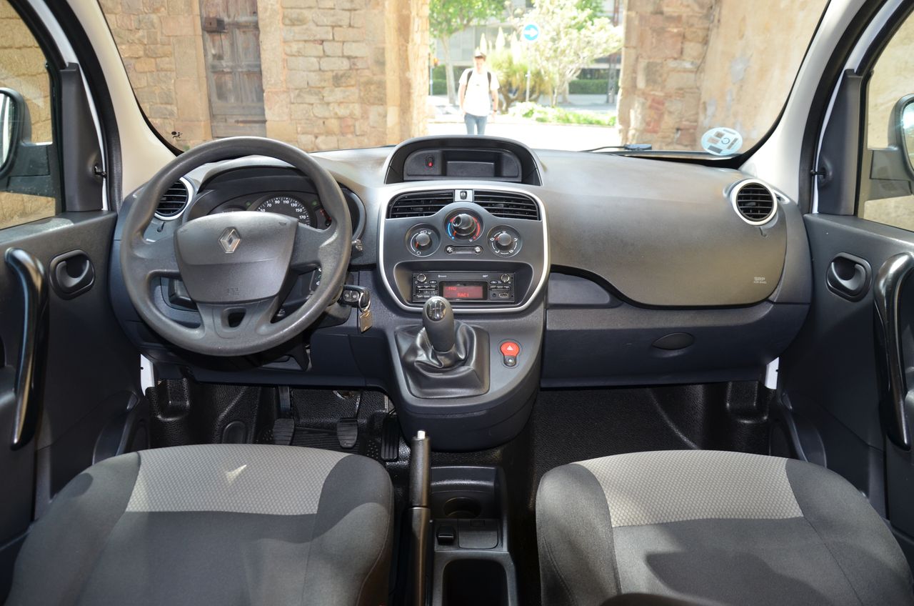 Renault Kangoo COMBI PROFESIONAL 1.5DCI 75CV E6 / DOBLE PUERTA LATERAL / START STOP..  - Foto 3