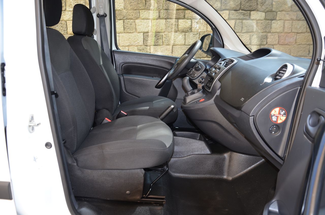 Renault Kangoo COMBI PROFESIONAL 1.5DCI 75CV E6 / DOBLE PUERTA LATERAL / START STOP..  - Foto 24