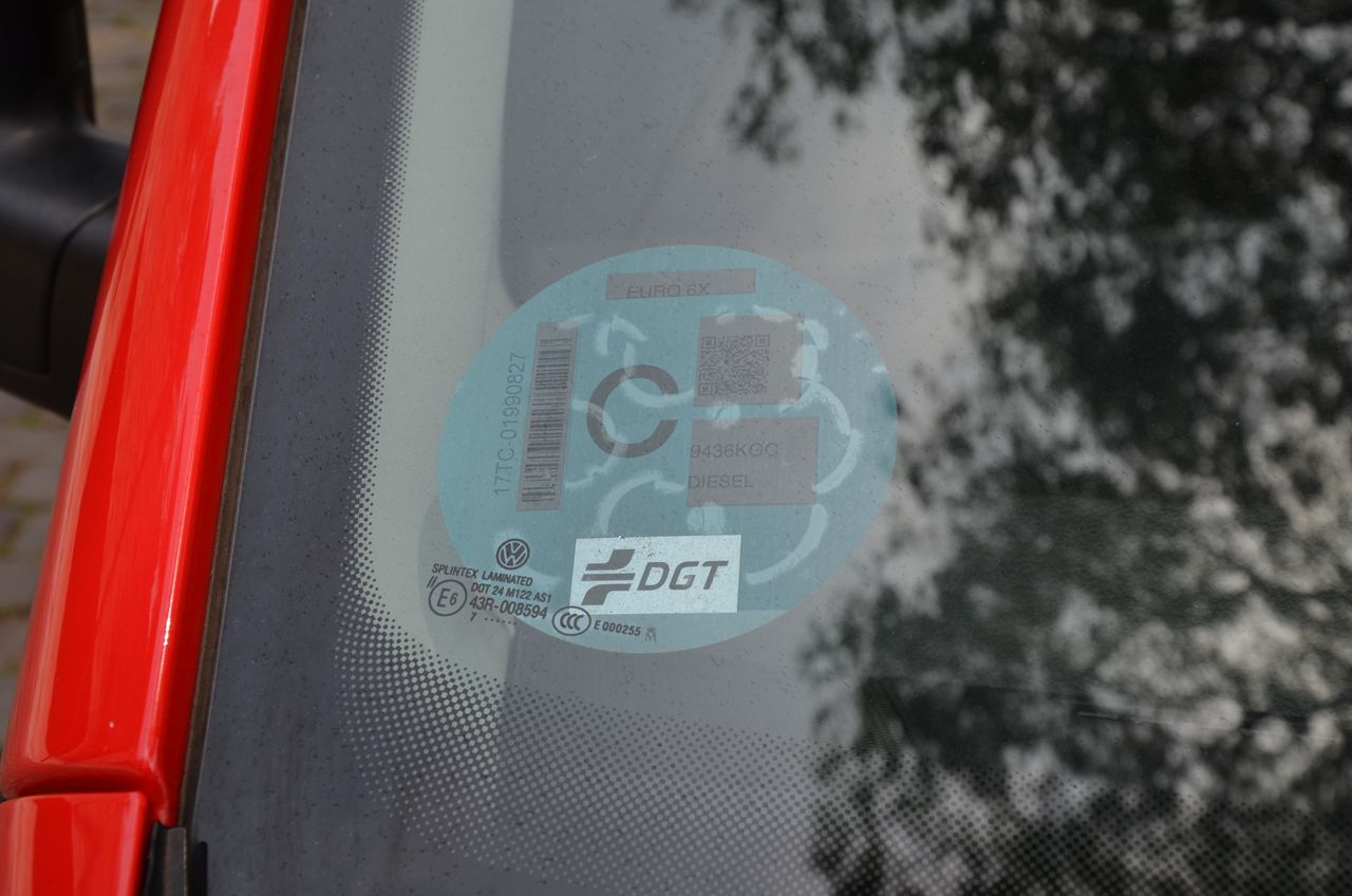 Volkswagen Caddy PROFESIONAL FURGÓN BMT 2.0 TDI 75CV../ PACK CONFORT../  - Foto 24