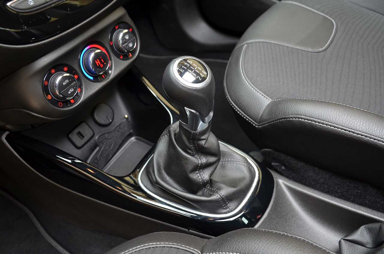 Opel Adam 1.0 XFT ROCKS 3 PUERTAS ../ EDICIÓN LIMITADA../ SÓLO 25.000 KM../ TECHO DESCAPOTABLE - Foto 44