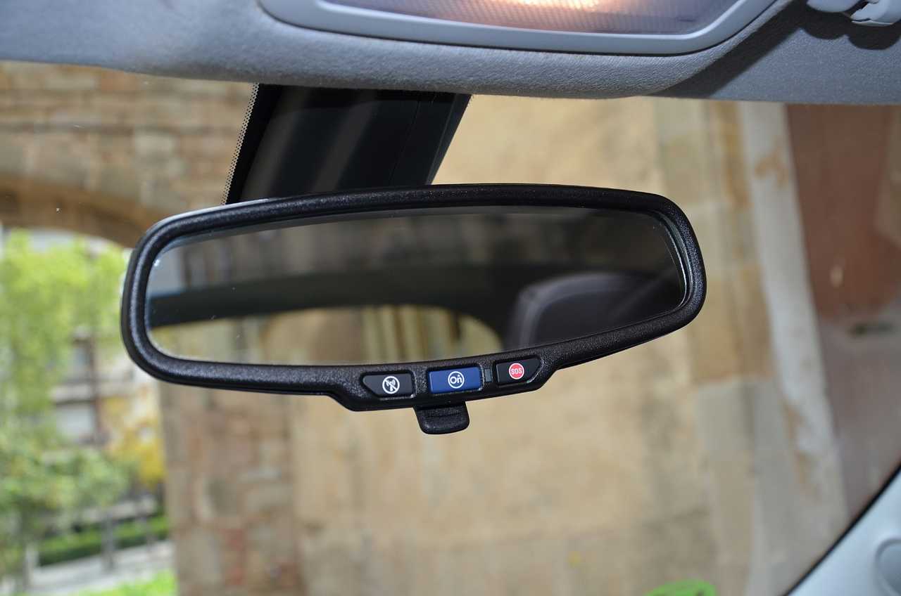 Opel Adam 1.0 XFT ROCKS 3 PUERTAS ../ EDICIÓN LIMITADA../ SÓLO 25.000 KM../ TECHO DESCAPOTABLE - Foto 31