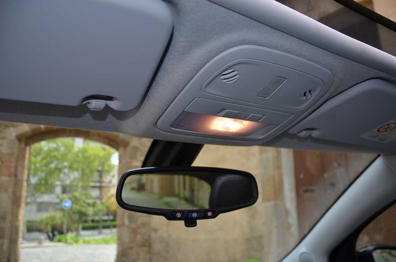 Opel Adam 1.0 XFT ROCKS 3 PUERTAS ../ EDICIÓN LIMITADA../ SÓLO 25.000 KM../ TECHO DESCAPOTABLE - Foto 11