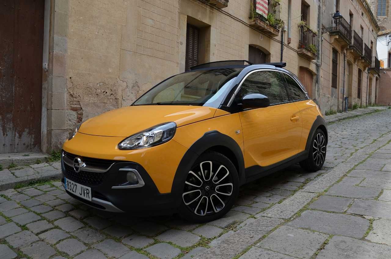 Opel Adam 1.0 XFT ROCKS 3 PUERTAS ../ EDICIÓN LIMITADA../ SÓLO 25.000 KM../ TECHO DESCAPOTABLE - Foto 55