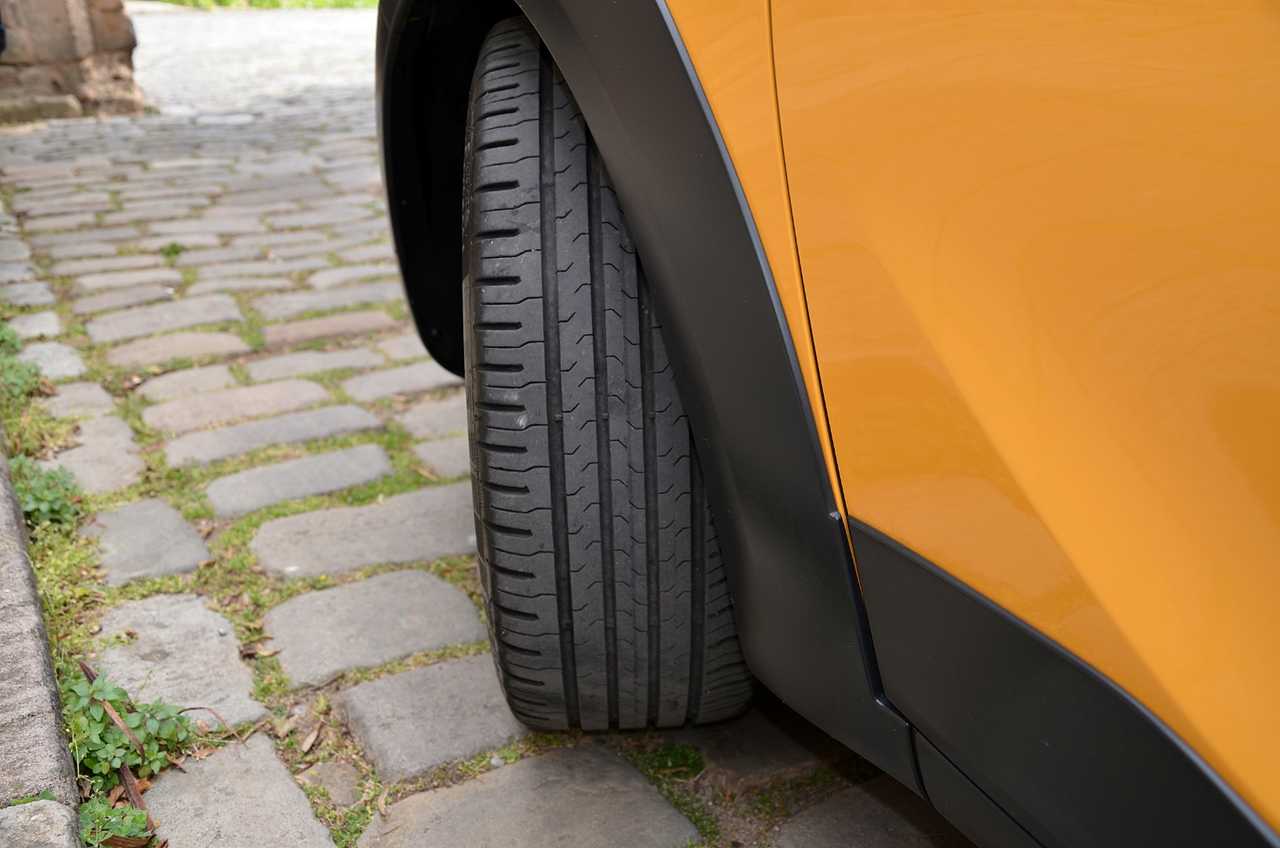 Opel Adam 1.0 XFT ROCKS 3 PUERTAS ../ EDICIÓN LIMITADA../ SÓLO 25.000 KM../ TECHO DESCAPOTABLE - Foto 19