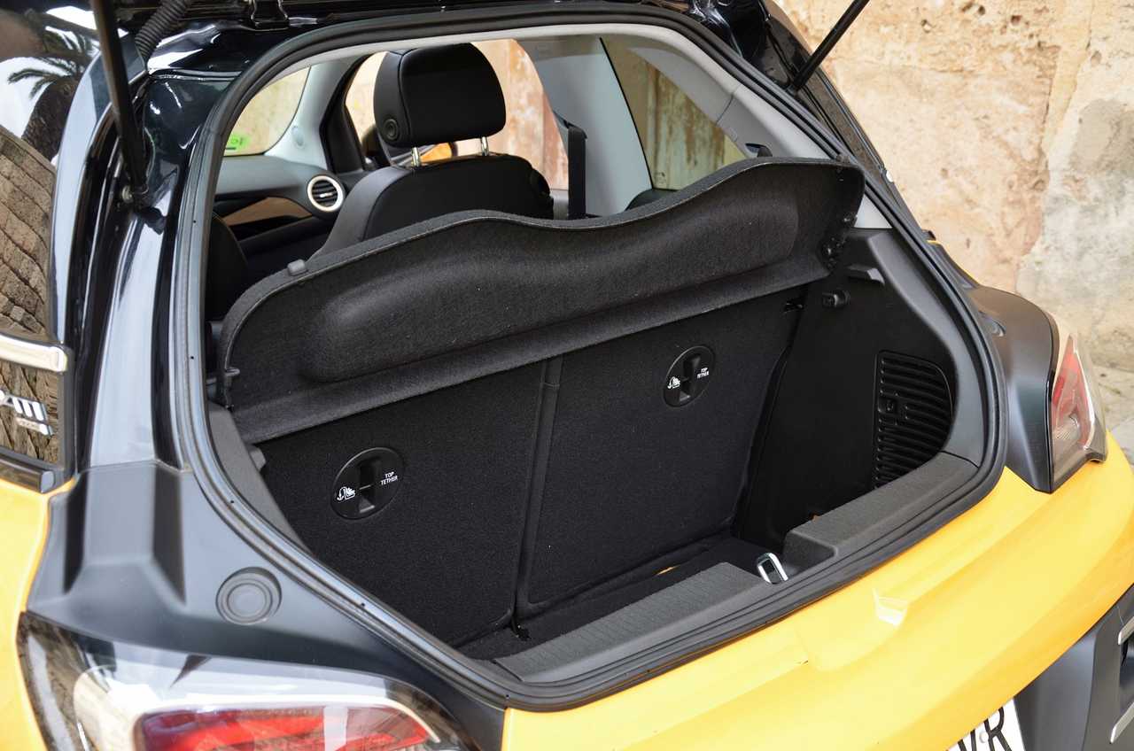 Opel Adam 1.0 XFT ROCKS 3 PUERTAS ../ EDICIÓN LIMITADA../ SÓLO 25.000 KM../ TECHO DESCAPOTABLE - Foto 26