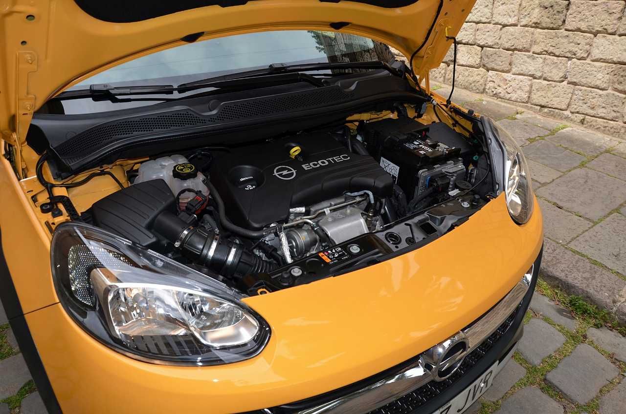 Opel Adam 1.0 XFT ROCKS 3 PUERTAS ../ EDICIÓN LIMITADA../ SÓLO 25.000 KM../ TECHO DESCAPOTABLE - Foto 53