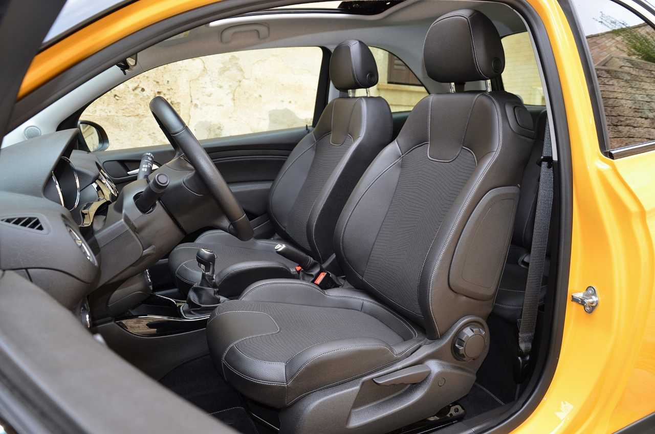 Opel Adam 1.0 XFT ROCKS 3 PUERTAS ../ EDICIÓN LIMITADA../ SÓLO 25.000 KM../ TECHO DESCAPOTABLE - Foto 9