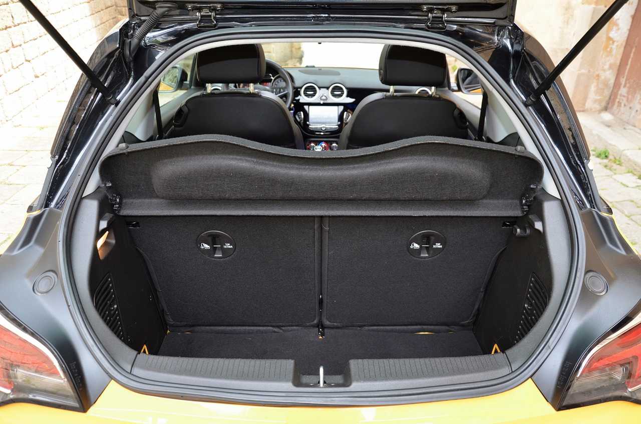 Opel Adam 1.0 XFT ROCKS 3 PUERTAS ../ EDICIÓN LIMITADA../ SÓLO 25.000 KM../ TECHO DESCAPOTABLE - Foto 25