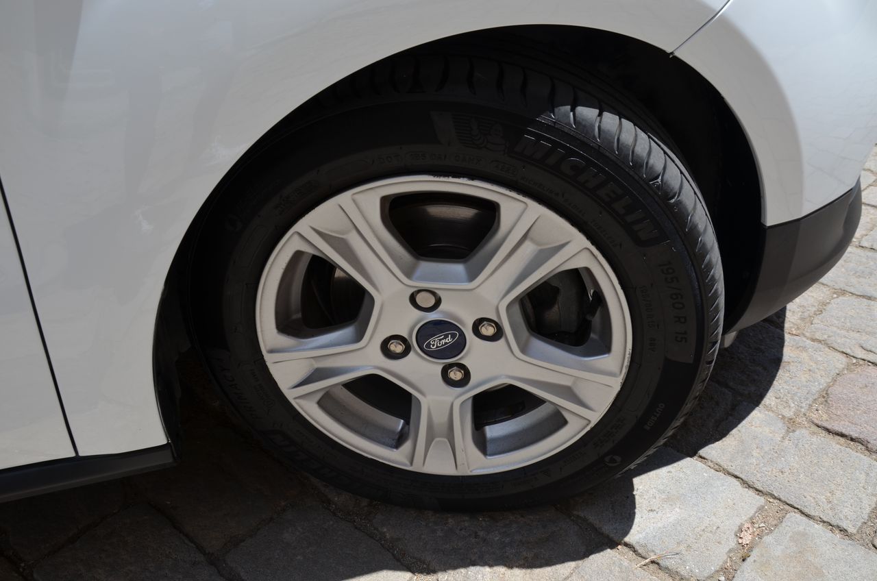 Ford Transit Courier 1.5TDCI TREND 75CV PUERTA LATERAL /  OFERTÓN..  - Foto 20