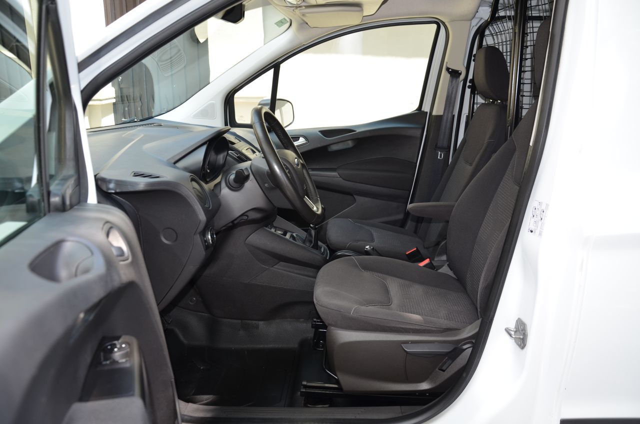 Ford Transit Courier 1.5TDCI TREND 75CV PUERTA LATERAL /  OFERTÓN..  - Foto 4