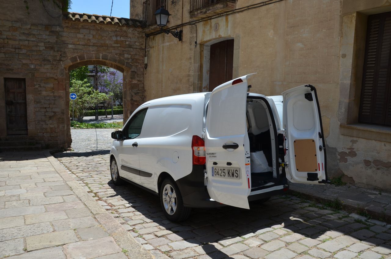 Ford Transit Courier 1.5TDCI TREND 75CV PUERTA LATERAL /  OFERTÓN..  - Foto 19