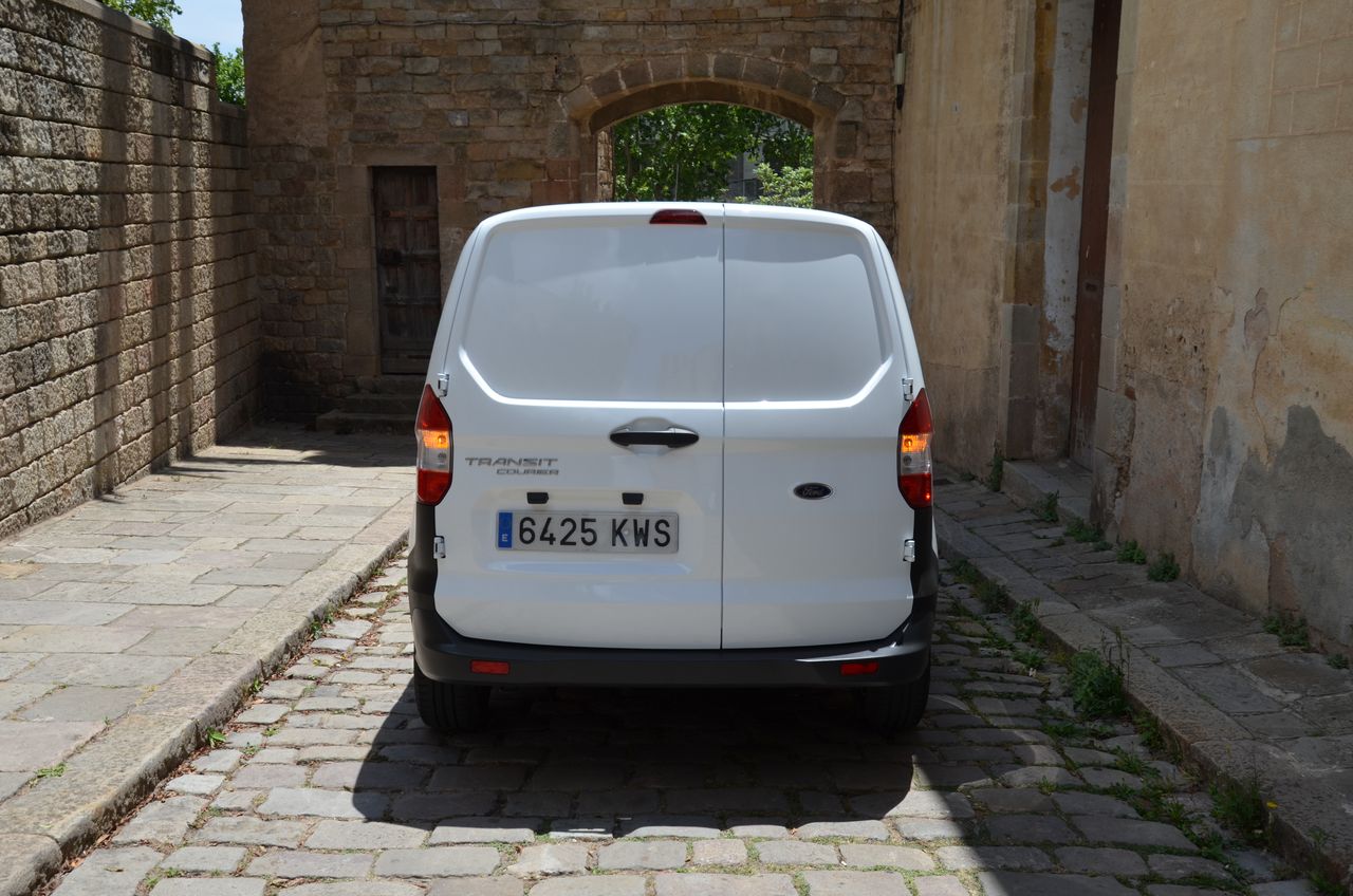 Ford Transit Courier 1.5TDCI TREND 75CV PUERTA LATERAL /  OFERTÓN..  - Foto 18
