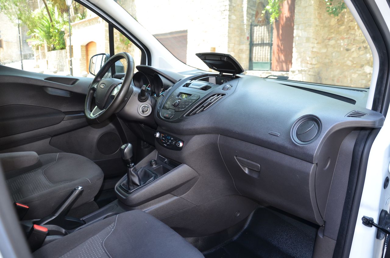 Ford Transit Courier 1.5TDCI TREND 75CV PUERTA LATERAL /  OFERTÓN..  - Foto 36