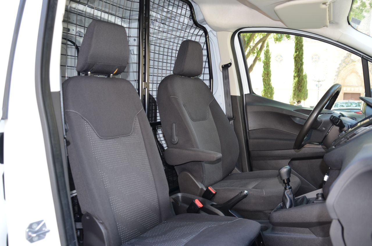 Ford Transit Courier 1.5TDCI TREND 75CV PUERTA LATERAL /  OFERTÓN..  - Foto 46