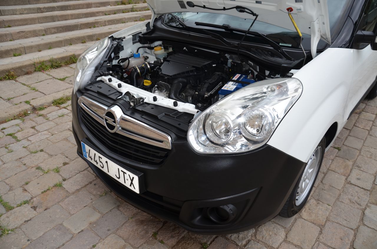 Opel Combo D CARGO L1 H1 1.3 CDTI 95CV MT5 E6 ETIQUETA C ( AZUL )  - Foto 43