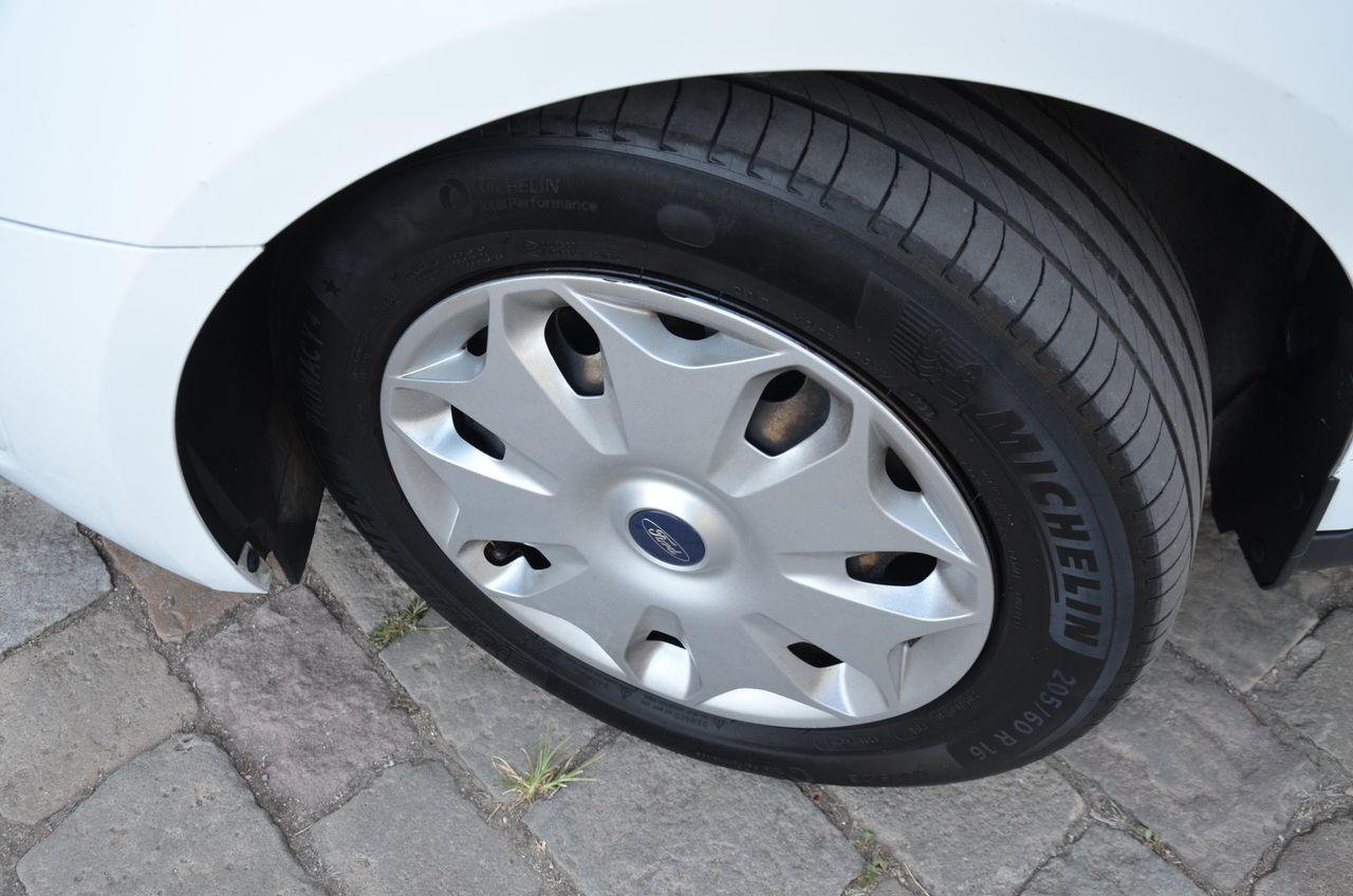 Ford Transit Connect FURGÓN 210 L2 TREND 1.5 TDCI 100CV MT5 E6 ( CARGA AMPLIADA ) 3PLAZAS  ( ETIQUETA C VERDE ) - Foto 16