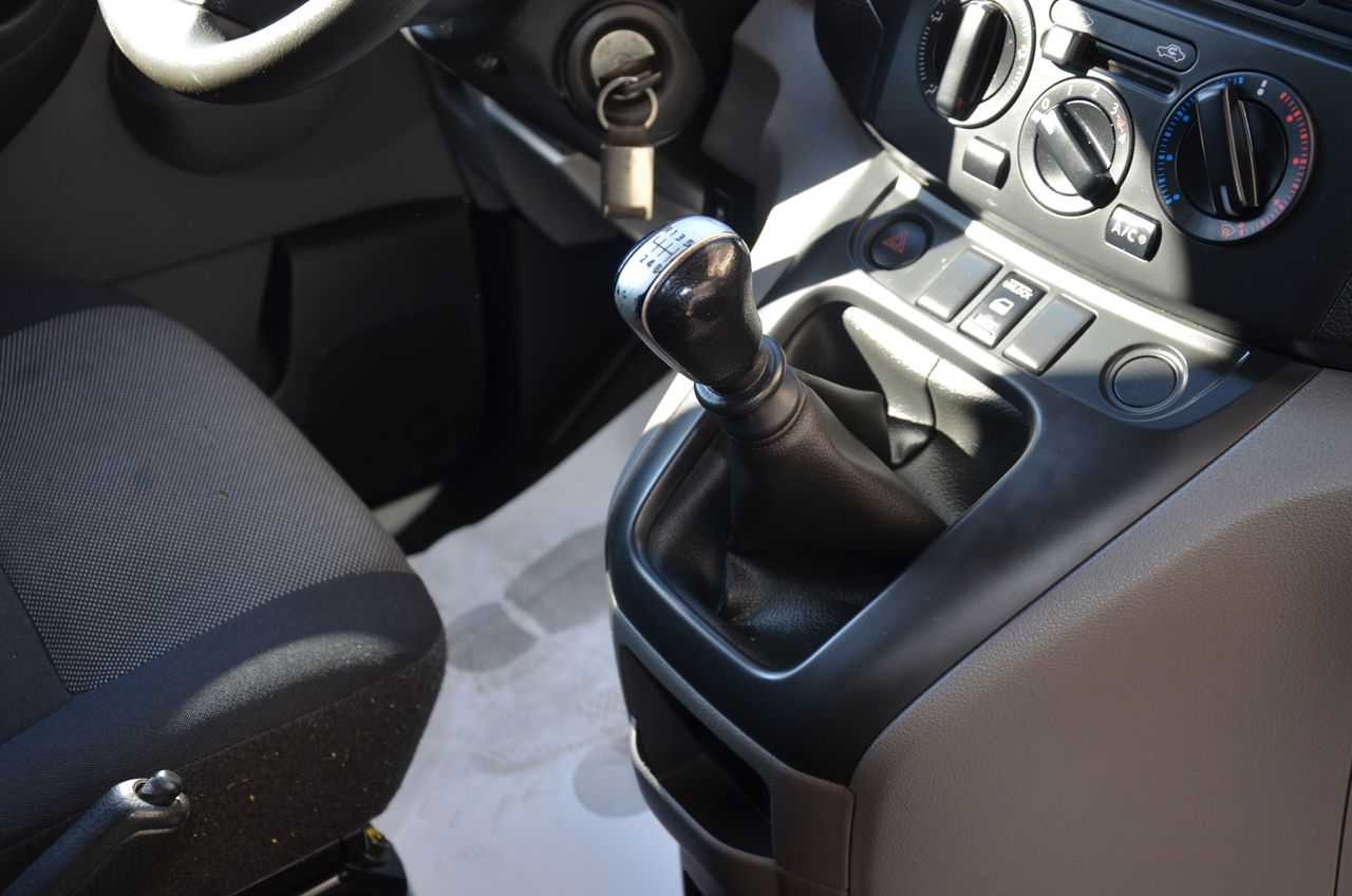 Nissan NV200 M20N 1.5DCI 110CV COMFORT  / CÁMARA VISIÓN / DOBLE PUERTA  - Foto 14