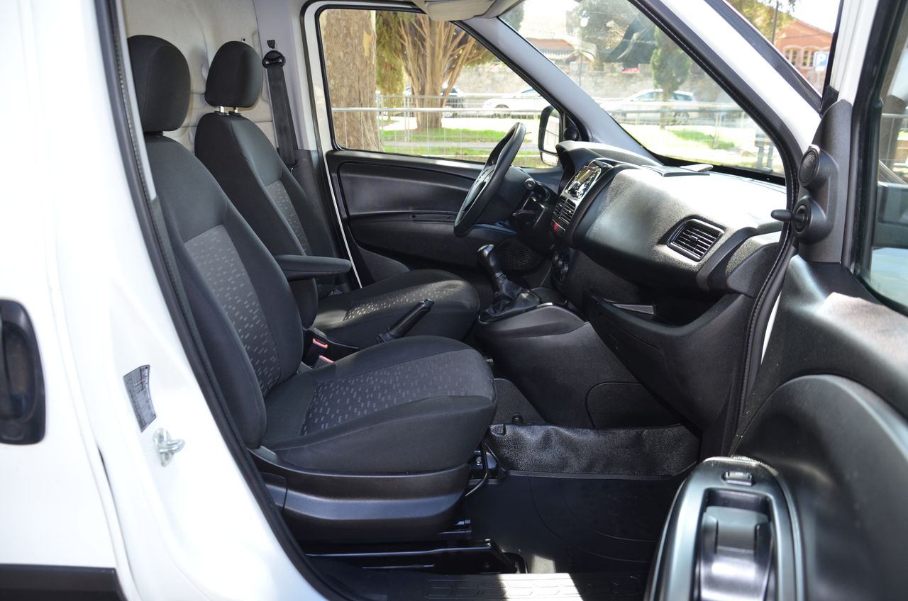 Opel Combo CARGO 1.3 CDTI 95CV L1 H1 FURGÓN  - Foto 23