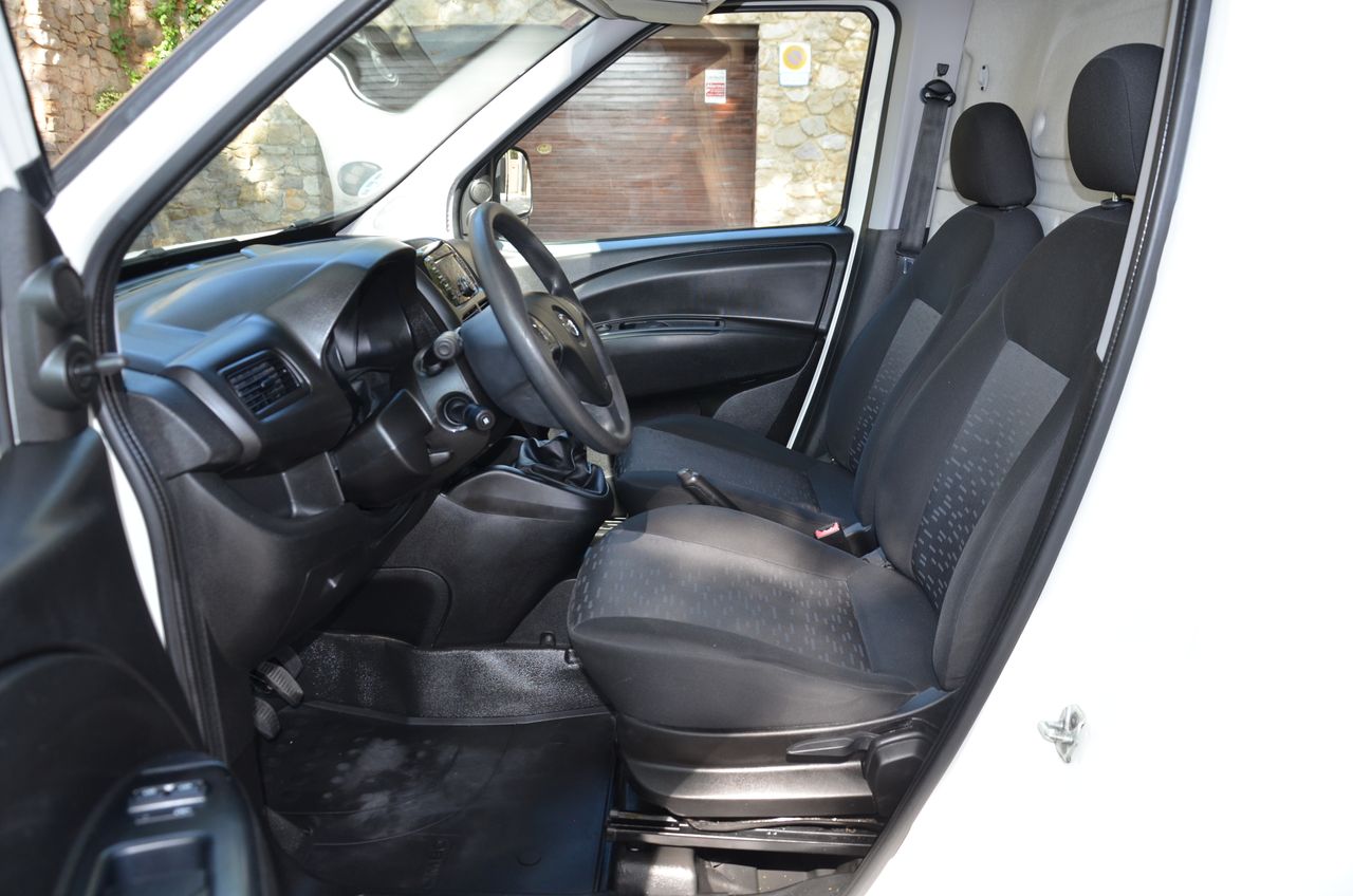 Opel Combo CARGO 1.3 CDTI 95CV L1 H1 FURGÓN  - Foto 4