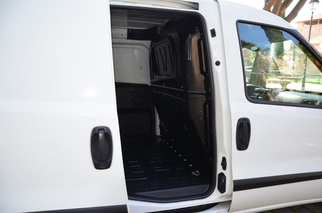 Opel Combo CARGO 1.3 CDTI 95CV L1 H1 FURGÓN  - Foto 28