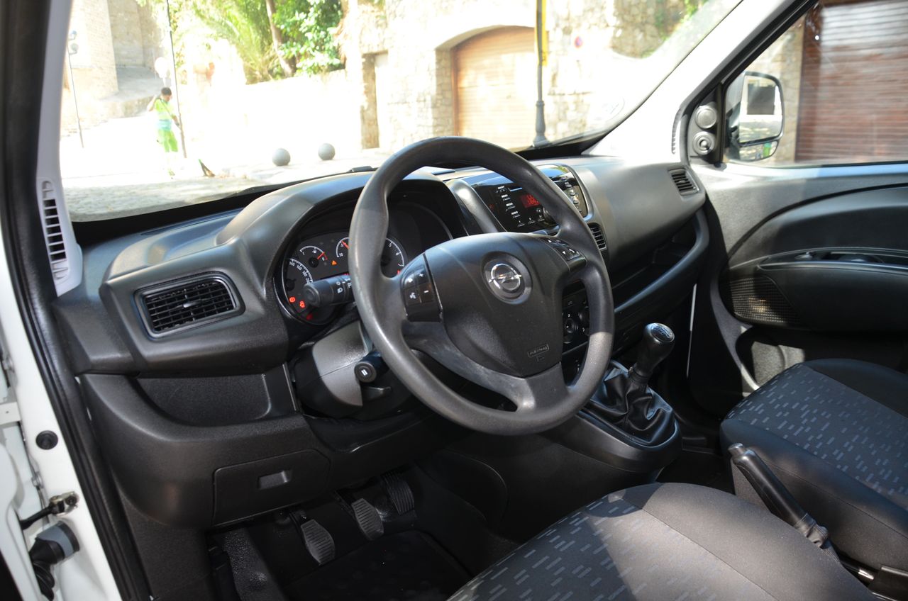 Opel Combo CARGO 1.3 CDTI 95CV L1 H1 FURGÓN  - Foto 13