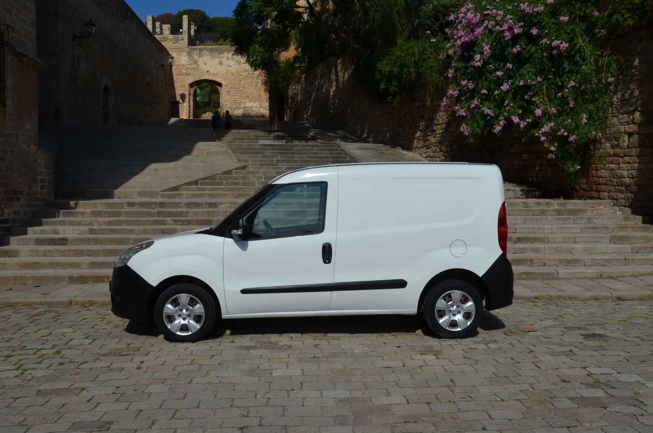 Opel Combo CARGO 1.3 CDTI 95CV L1 H1 FURGÓN  - Foto 11