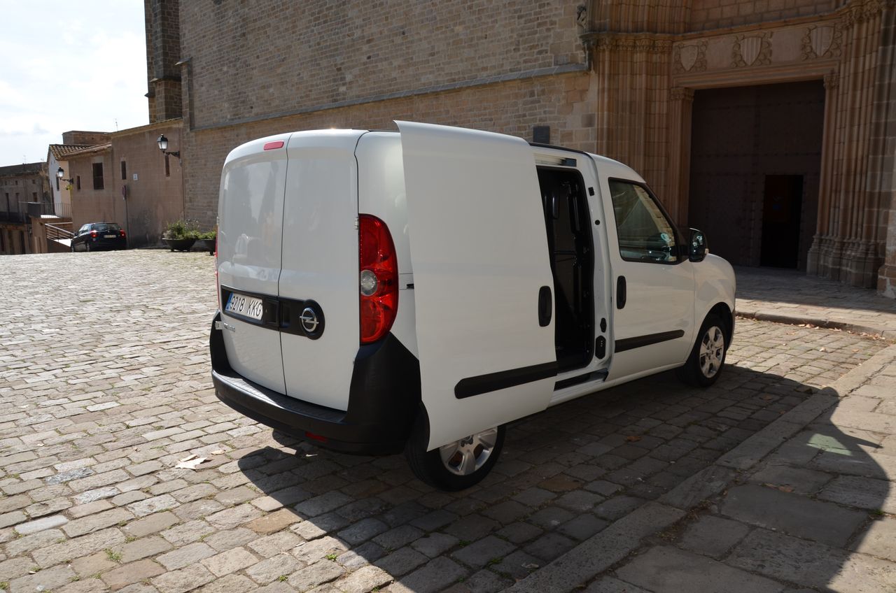 Opel Combo CARGO 1.3 CDTI 95CV L1 H1 FURGÓN  - Foto 19