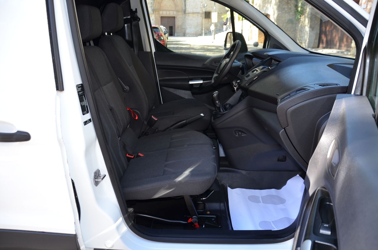 Ford Transit Connect FURGÓN 200  L1 TREND 1.5TDCI 75CV MT5 Euro6 TRES PLAZAS/ ESTANTERIAS Y PUERTAS ABATIBLES DE ALUMINIO/ SUELO DE MADERA FINLANDESA  - Foto 24