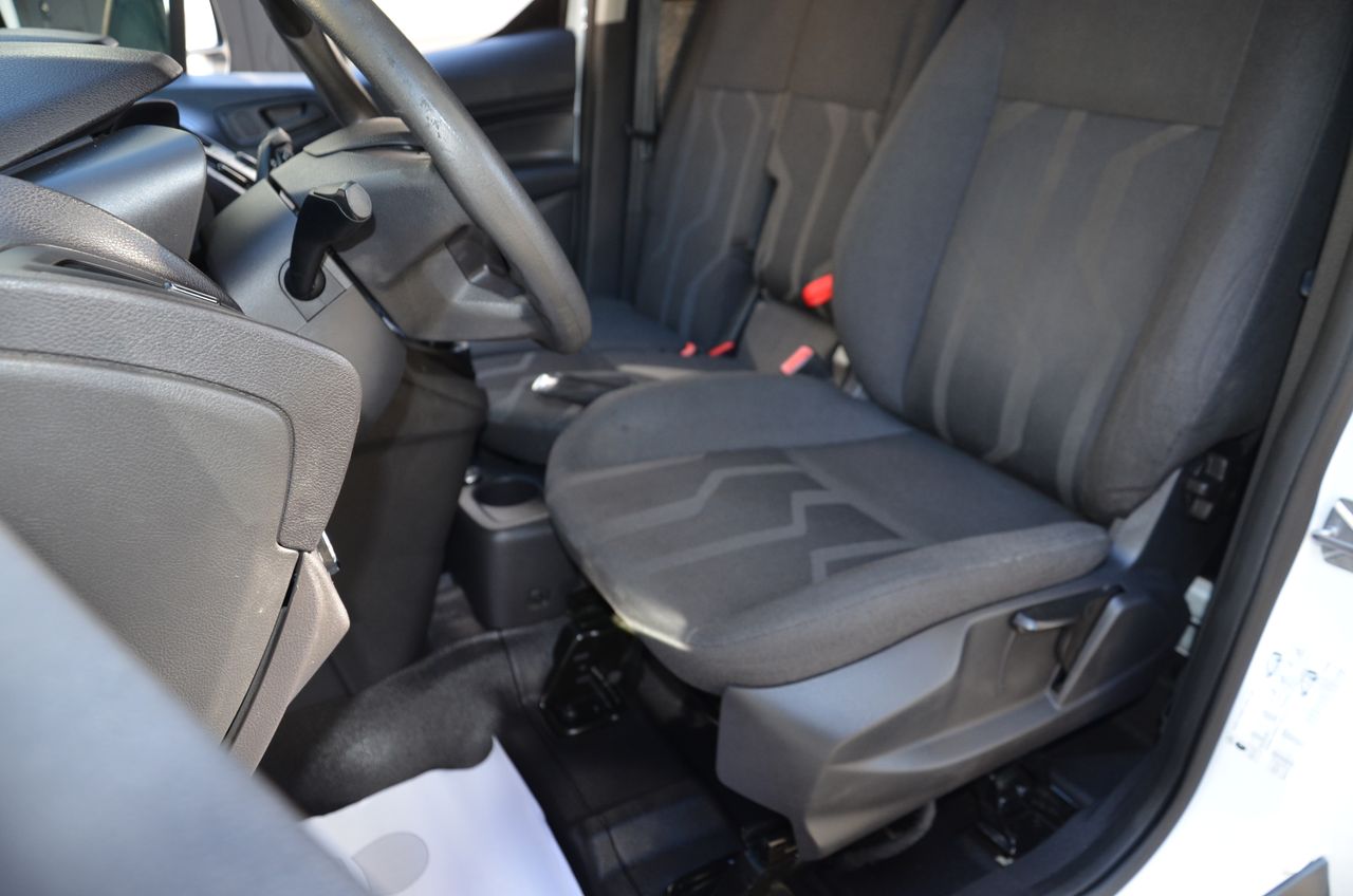 Ford Transit Connect FURGÓN 200  L1 TREND 1.5TDCI 75CV MT5 Euro6 TRES PLAZAS/ ESTANTERIAS Y PUERTAS ABATIBLES DE ALUMINIO/ SUELO DE MADERA FINLANDESA  - Foto 6