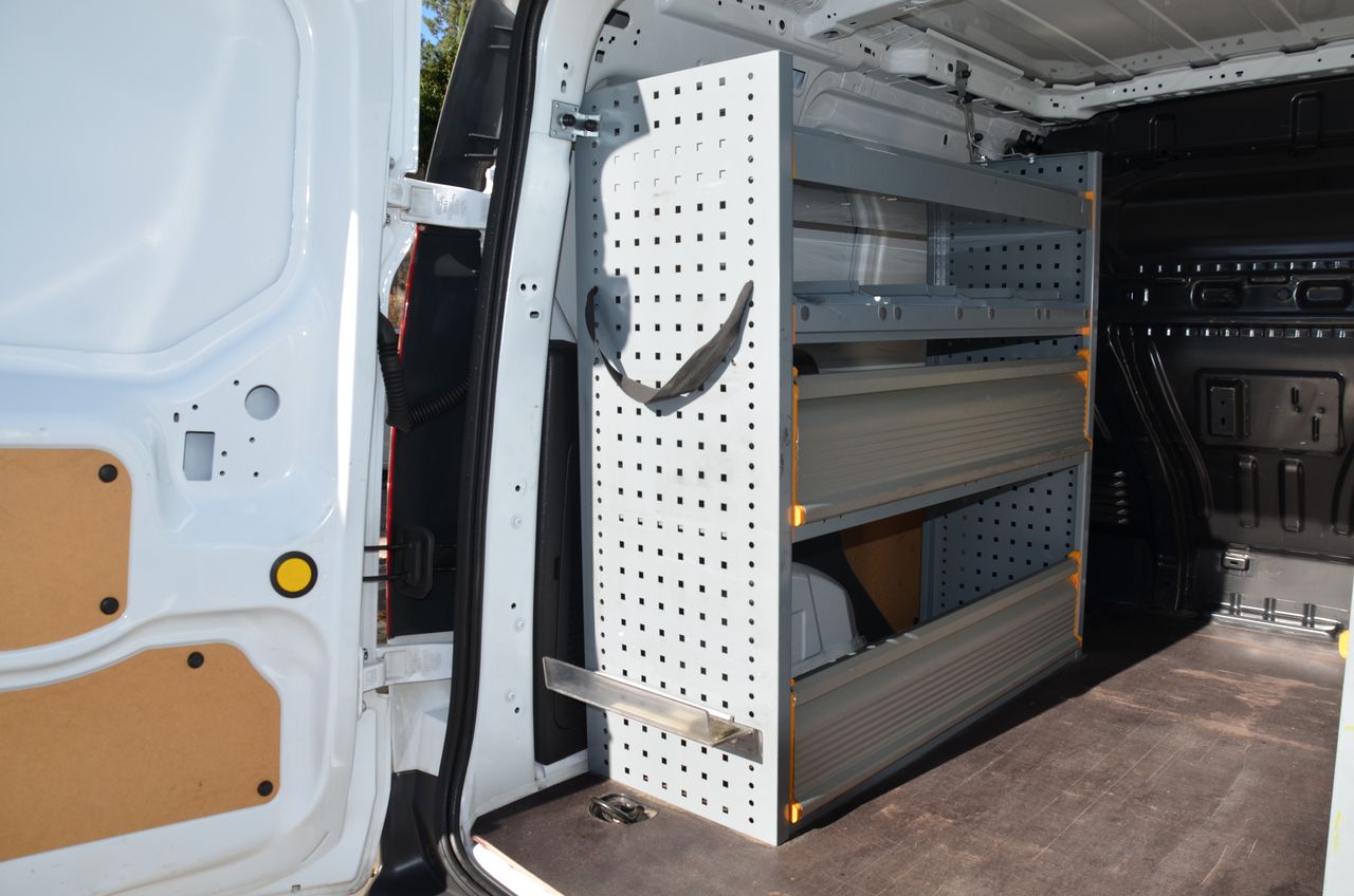 Ford Transit Connect FURGÓN 200  L1 TREND 1.5TDCI 75CV MT5 Euro6 TRES PLAZAS/ ESTANTERIAS Y PUERTAS ABATIBLES DE ALUMINIO/ SUELO DE MADERA FINLANDESA  - Foto 13