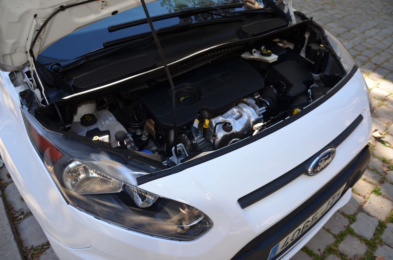 Ford Transit Connect FURGÓN 200  L1 TREND 1.5TDCI 75CV MT5 Euro6 TRES PLAZAS/ ESTANTERIAS Y PUERTAS ABATIBLES DE ALUMINIO/ SUELO DE MADERA FINLANDESA  - Foto 51