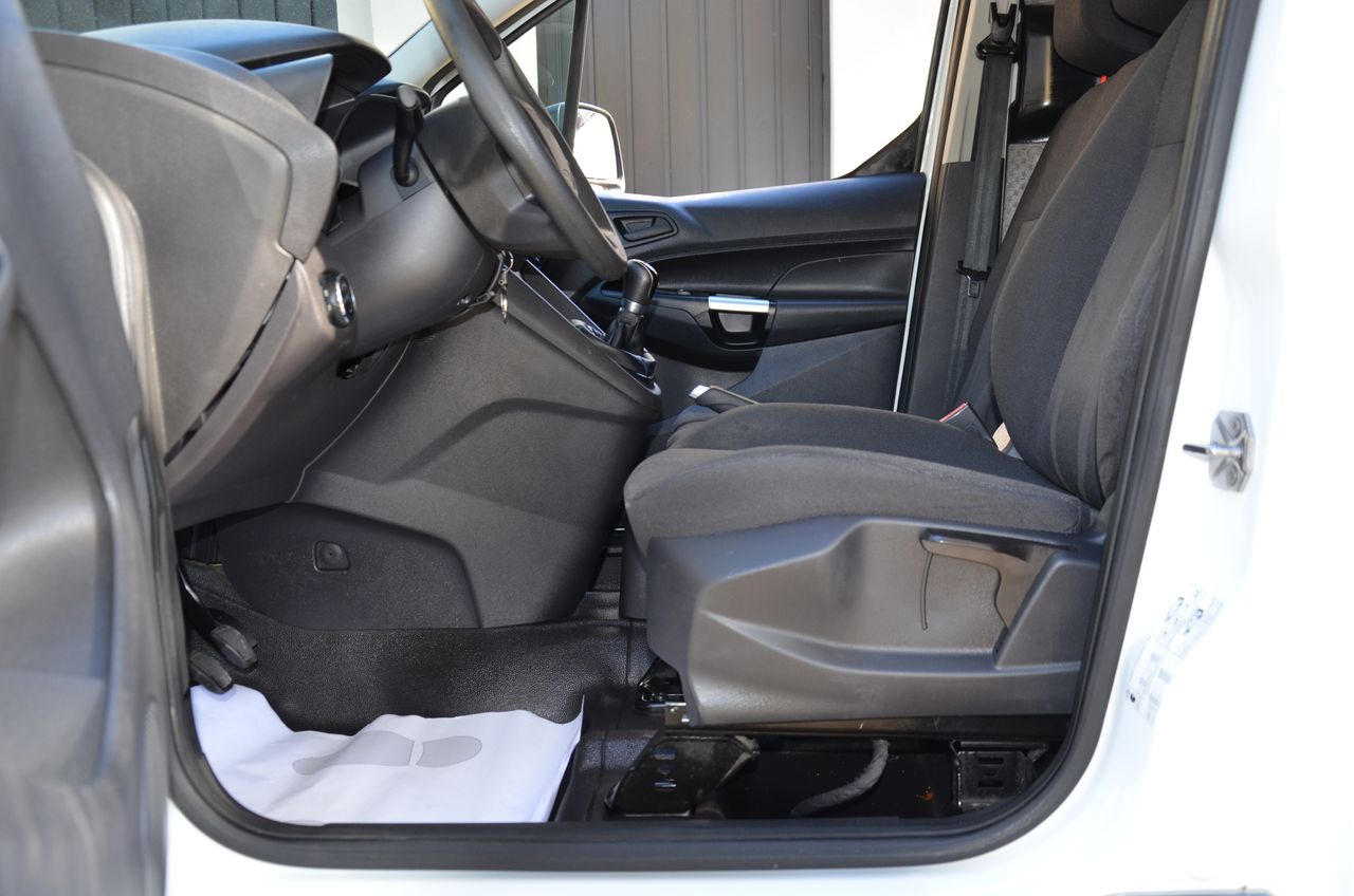 Ford Transit Connect FURGÓN 200  L1 TREND 1.5TDCI 75CV MT5 Euro6 TRES PLAZAS/ ESTANTERIAS Y PUERTAS ABATIBLES DE ALUMINIO/ SUELO DE MADERA FINLANDESA  - Foto 34