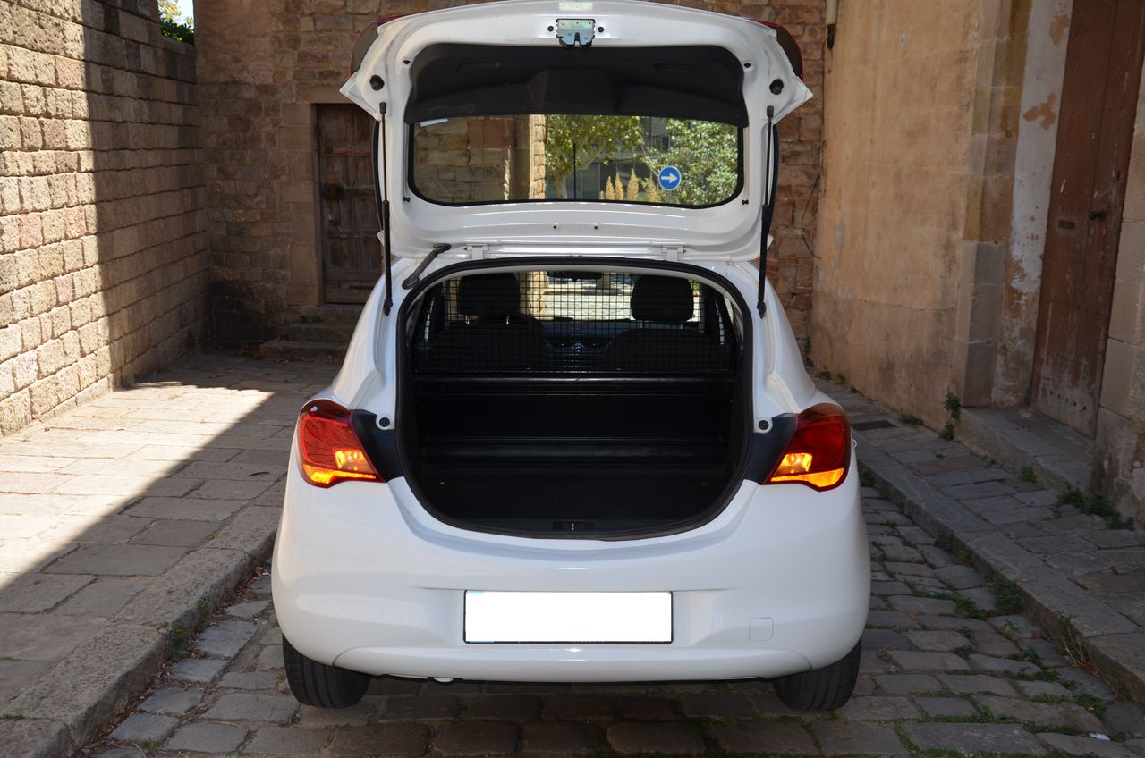Opel Corsa 1.3CDTI EXPRESSION BERLINA COMERCIAL 75CV / BLACK FRIDAY ..  - Foto 7