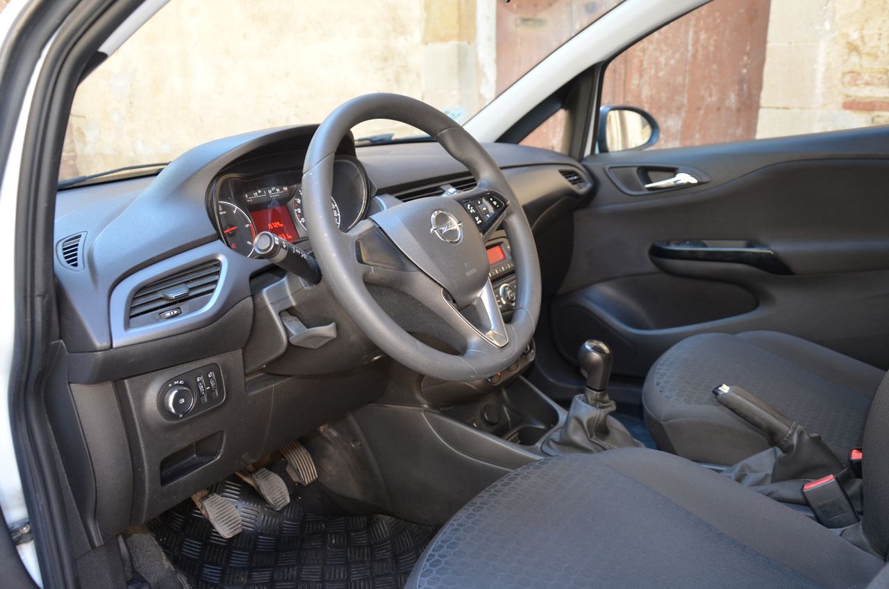 Opel Corsa 1.3CDTI EXPRESSION BERLINA COMERCIAL 75CV / BLACK FRIDAY ..  - Foto 4