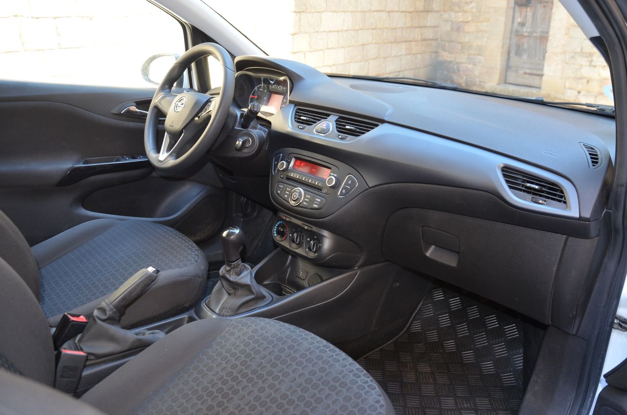 Opel Corsa 1.3CDTI EXPRESSION BERLINA COMERCIAL 75CV / BLACK FRIDAY ..  - Foto 16