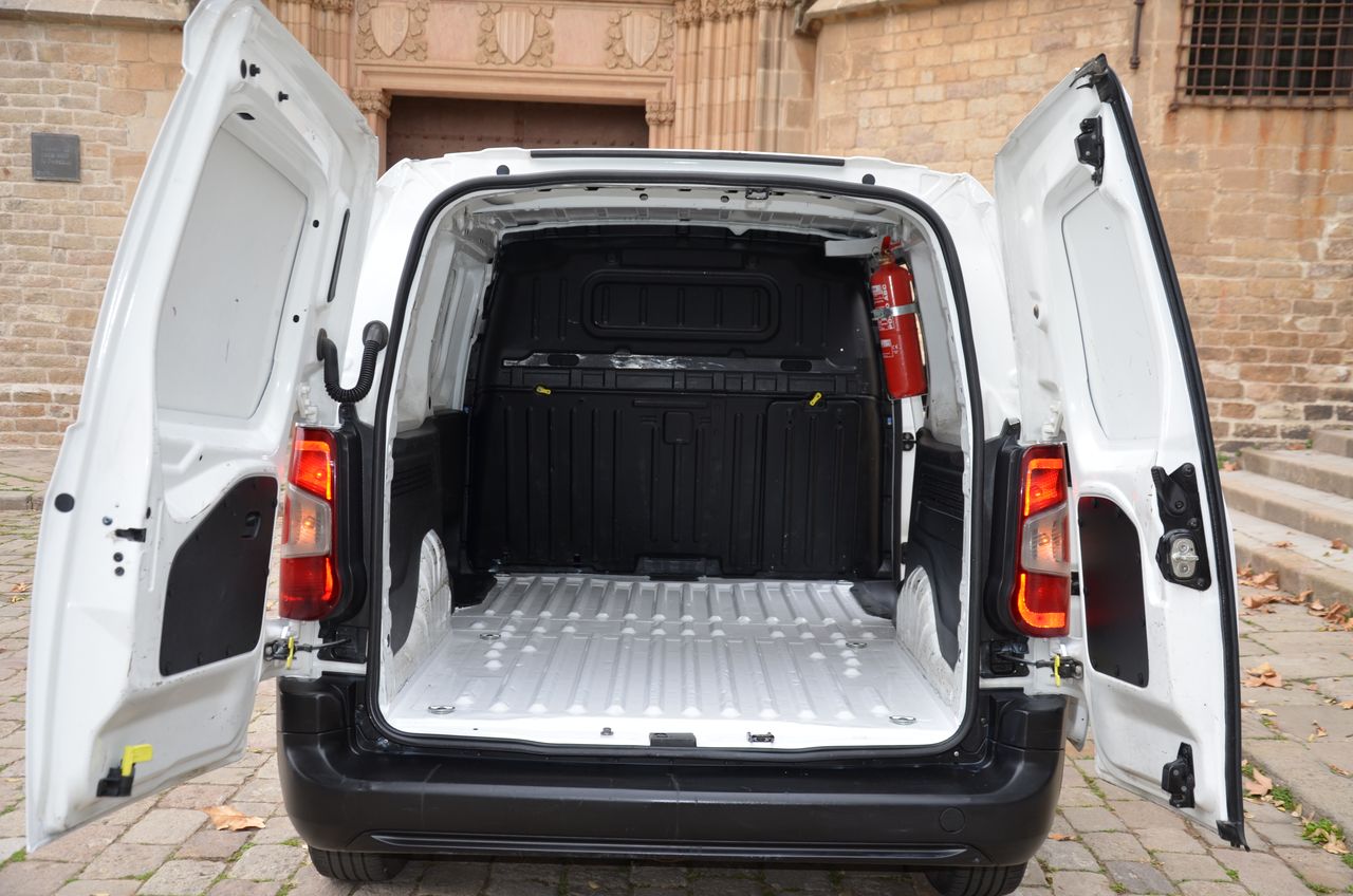 Opel Combo 1.6 TD S/S  100CV  EXPRESS  XL H1 1000 ( CARGA AUMENTADA )  - Foto 8