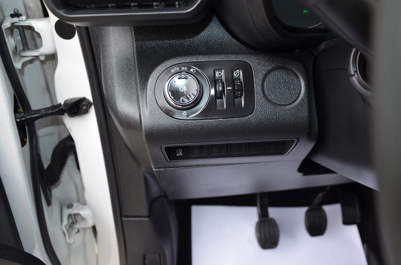Opel Combo 1.6 TD S/S  100CV  EXPRESS  XL H1 1000 ( CARGA AUMENTADA )  - Foto 17