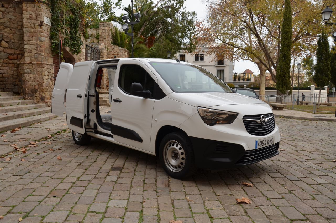 Opel Combo 1.6 TD S/S  100CV  EXPRESS  XL H1 1000 ( CARGA AUMENTADA )  - Foto 36