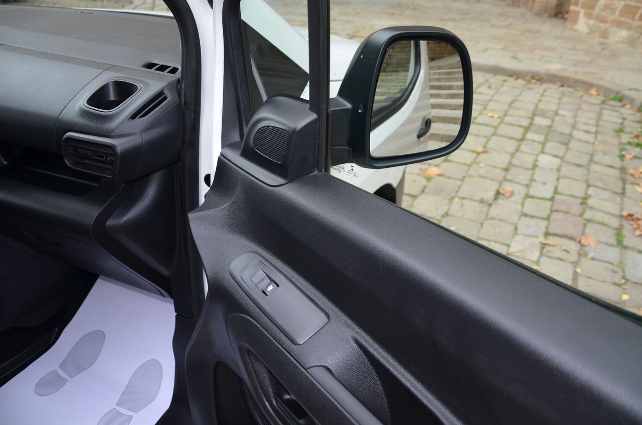 Opel Combo 1.6 TD S/S  100CV  EXPRESS  XL H1 1000 ( CARGA AUMENTADA )  - Foto 40