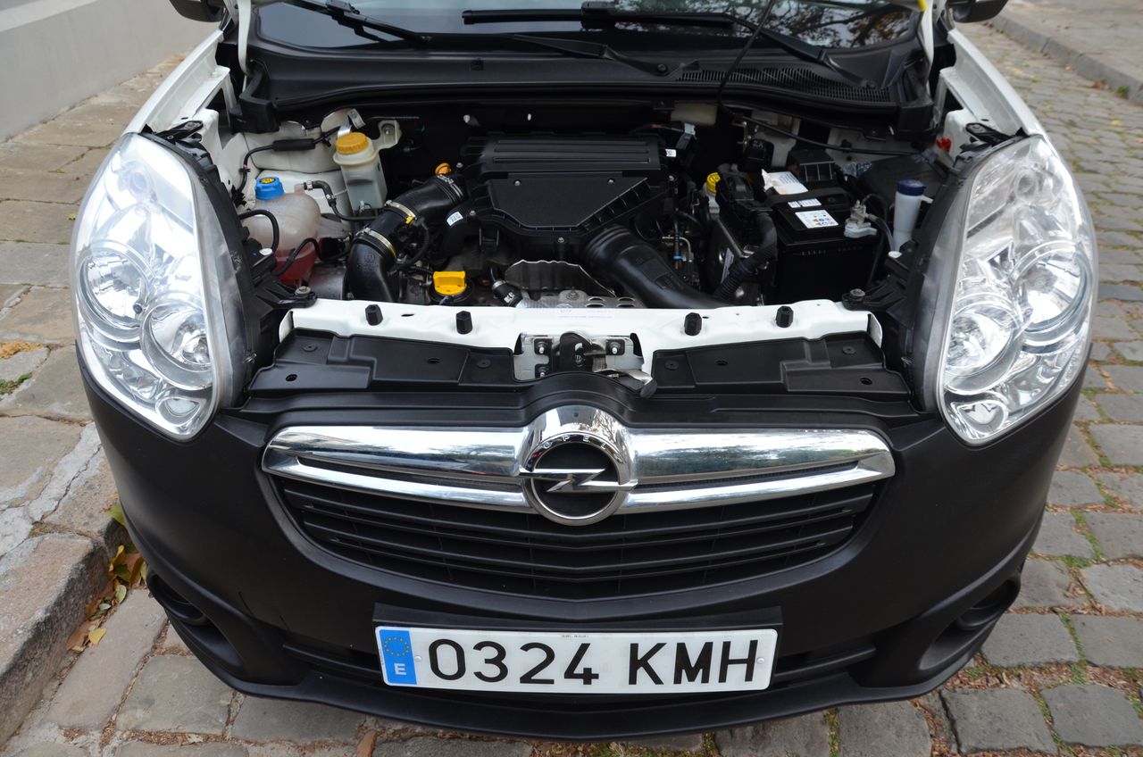 Opel Combo 1.3 L1 H1 1.3 CDTI 95CV E6 / PUERTA LATERAL MUY CUIDADA - Foto 33