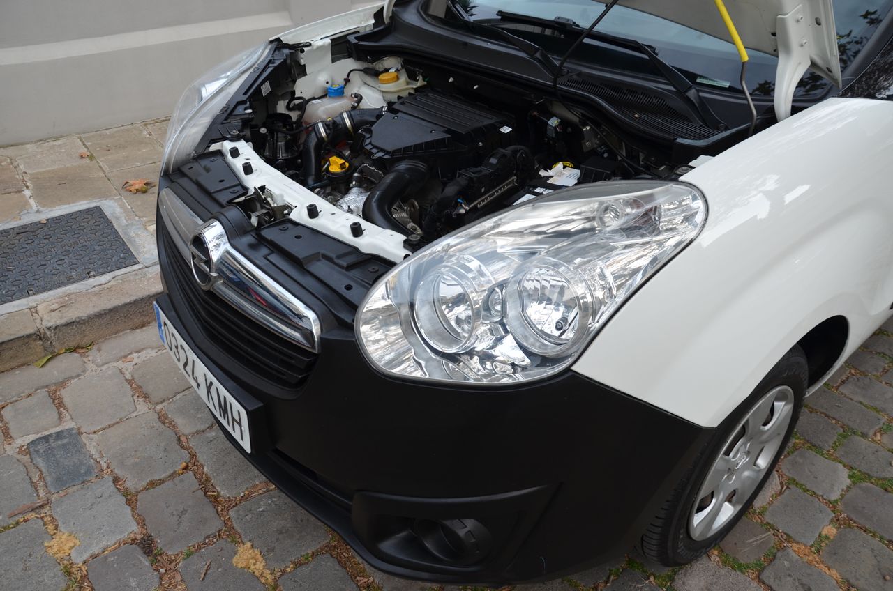 Opel Combo 1.3 L1 H1 1.3 CDTI 95CV E6 / PUERTA LATERAL MUY CUIDADA - Foto 32