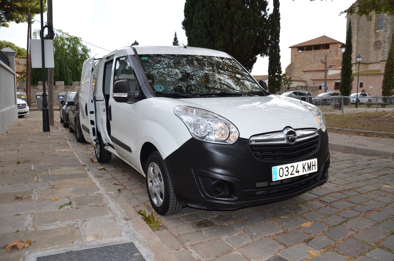 Opel Combo 1.3 L1 H1 1.3 CDTI 95CV E6 / PUERTA LATERAL MUY CUIDADA - Foto 30