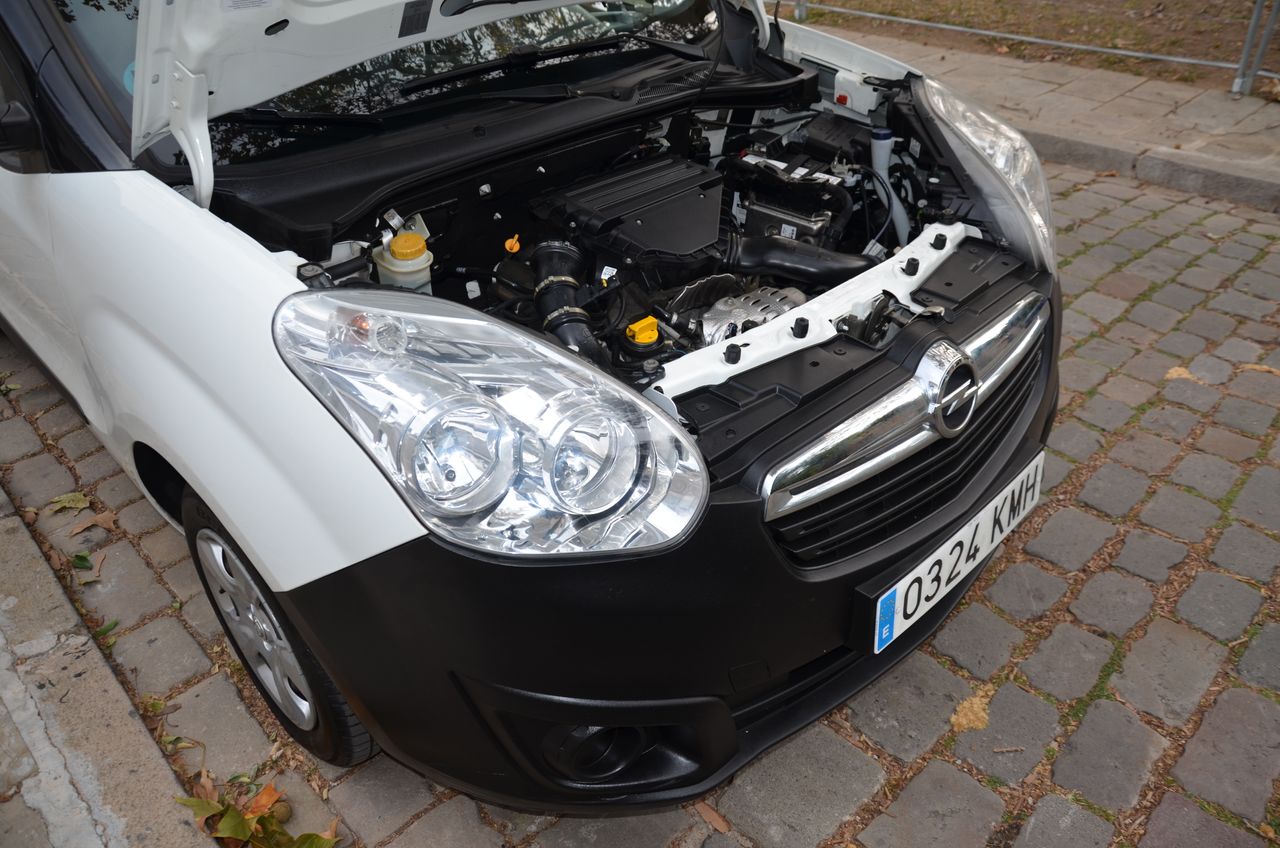 Opel Combo 1.3 L1 H1 1.3 CDTI 95CV E6 / PUERTA LATERAL MUY CUIDADA - Foto 34