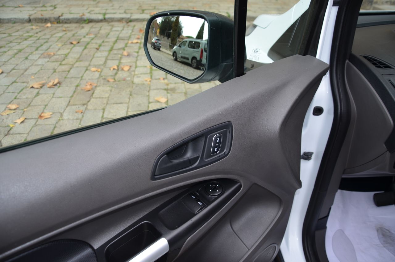 Ford Transit Connect VAN 1.5TDCI 88KW TREND 220 L1 JATO ( LUJO ) AUT/.. BACA GRANDE Y BOLA DE REMOLQUE  EXTRAIBLE  - Foto 26