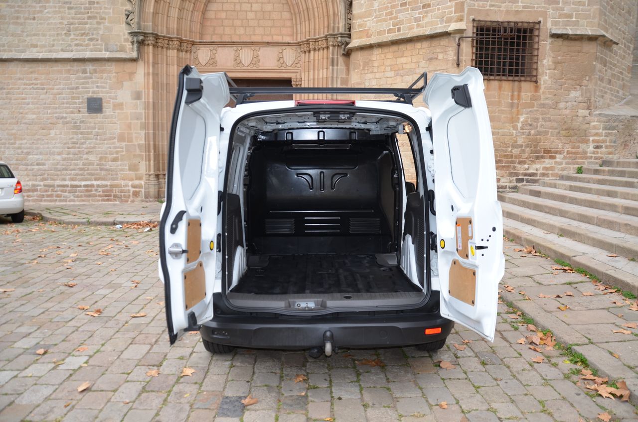 Ford Transit Connect VAN 1.5TDCI 88KW TREND 220 L1 JATO ( LUJO ) AUT/.. BACA GRANDE Y BOLA DE REMOLQUE  EXTRAIBLE  - Foto 12