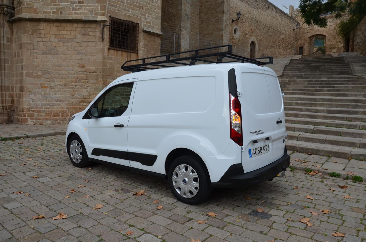 Ford Transit Connect VAN 1.5TDCI 88KW TREND 220 L1 JATO ( LUJO ) AUT/.. BACA GRANDE Y BOLA DE REMOLQUE  EXTRAIBLE  - Foto 16