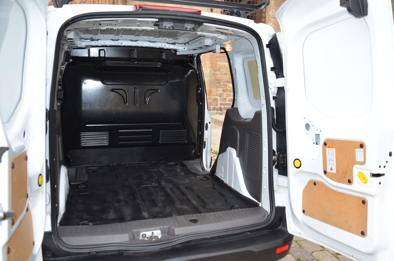Ford Transit Connect VAN 1.5TDCI 88KW TREND 220 L1 JATO ( LUJO ) AUT/.. BACA GRANDE Y BOLA DE REMOLQUE  EXTRAIBLE  - Foto 11