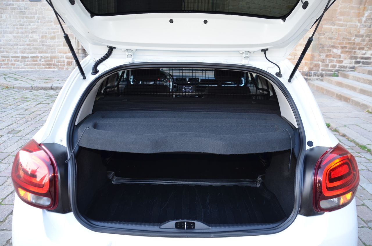 Citroën C3 BLUEHDI 100CV S&S POLAR  WHITE COMERCIAL BERLINA  2 PLAZAS ( LUNAS OSCURECIDAS )  - Foto 37